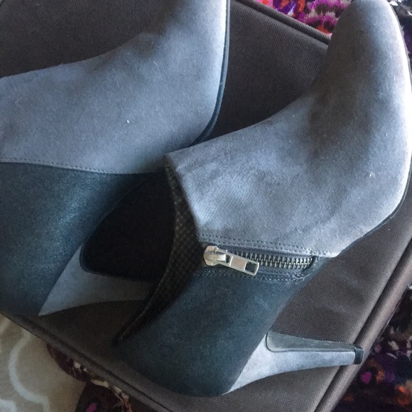 Gray booties - Picture 4 of 5